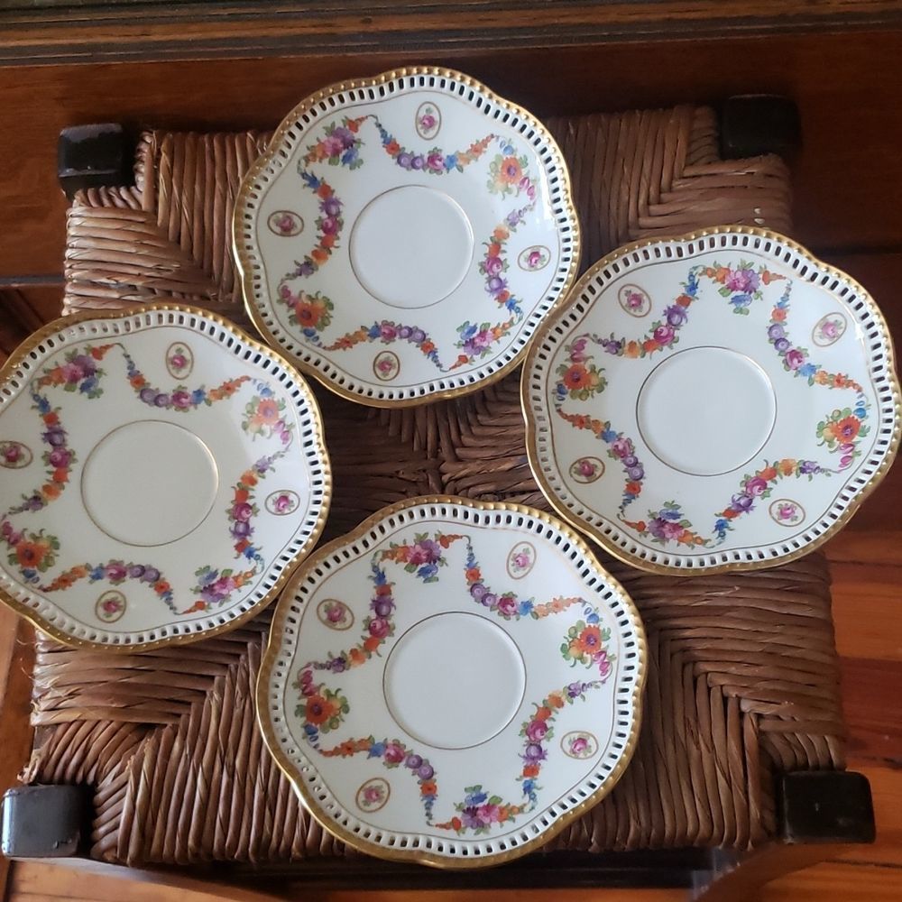 4 Schumann Bavaria saucers